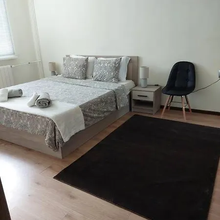 Supernova Apartment
